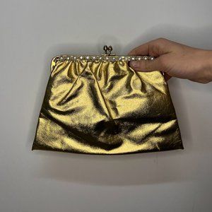 ✨Gold Clutch✨